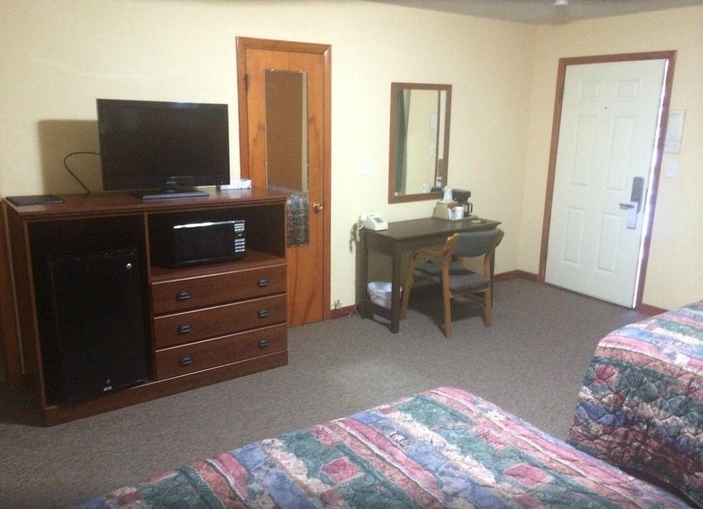 Budget Inn Oskaloosa Exterior photo